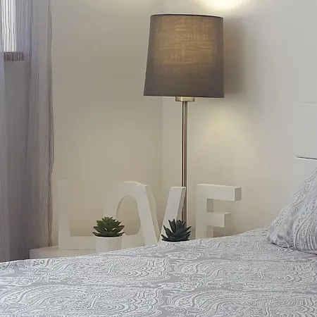 Prima Apartment *